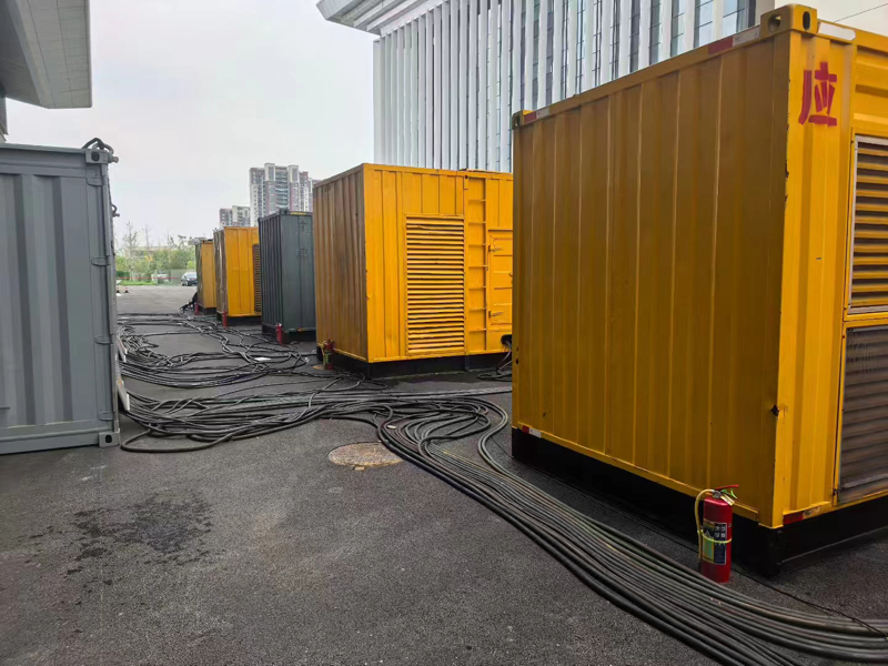 华坪不同季节柴油发电机组保养有哪些注意事项?