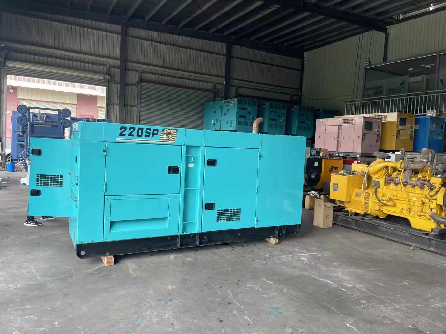 华坪800kW 柴油发电机的输出电流波动范围是多少?
